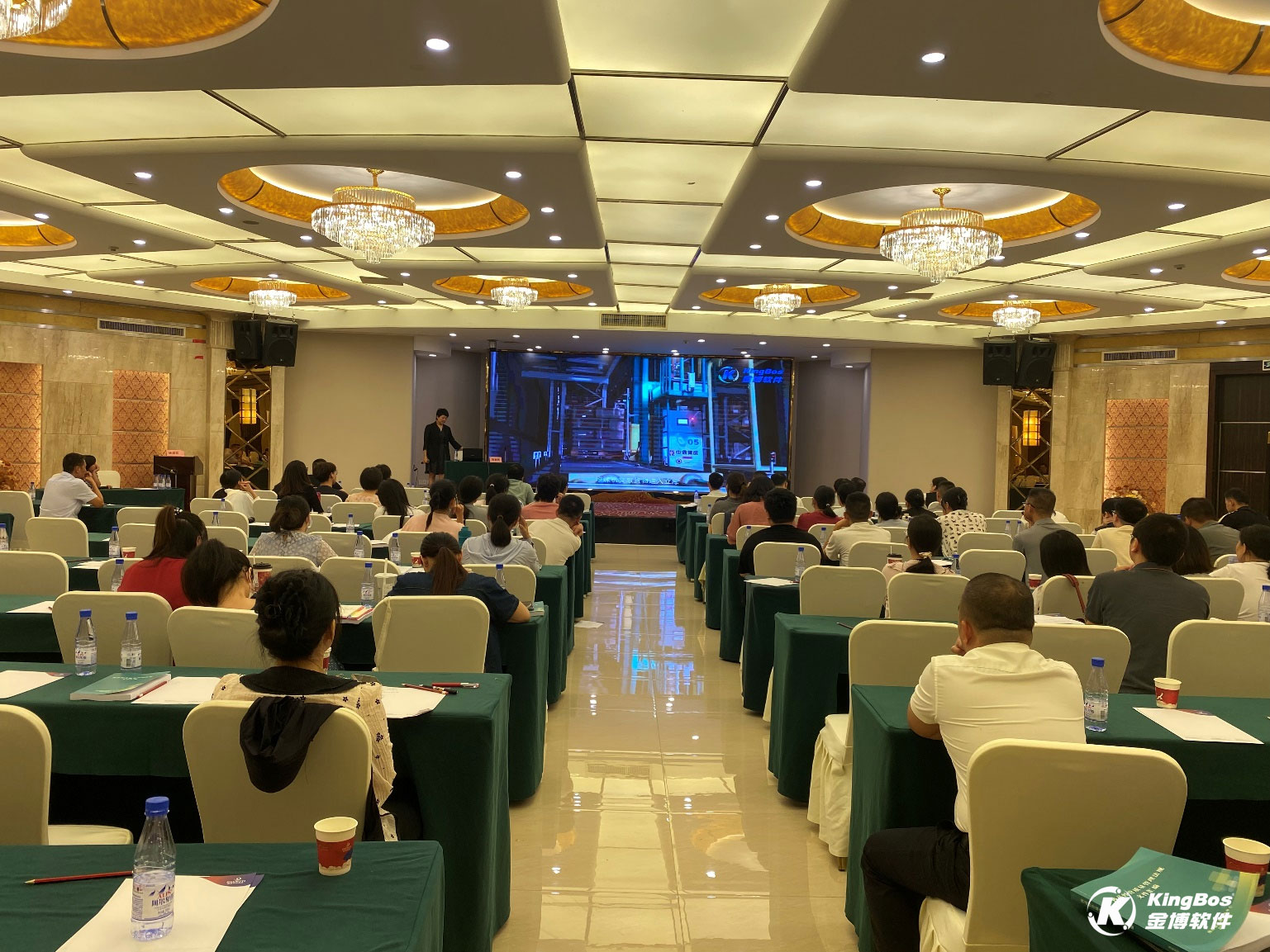 1726627261632129.jpg 1726627261632129.jpg